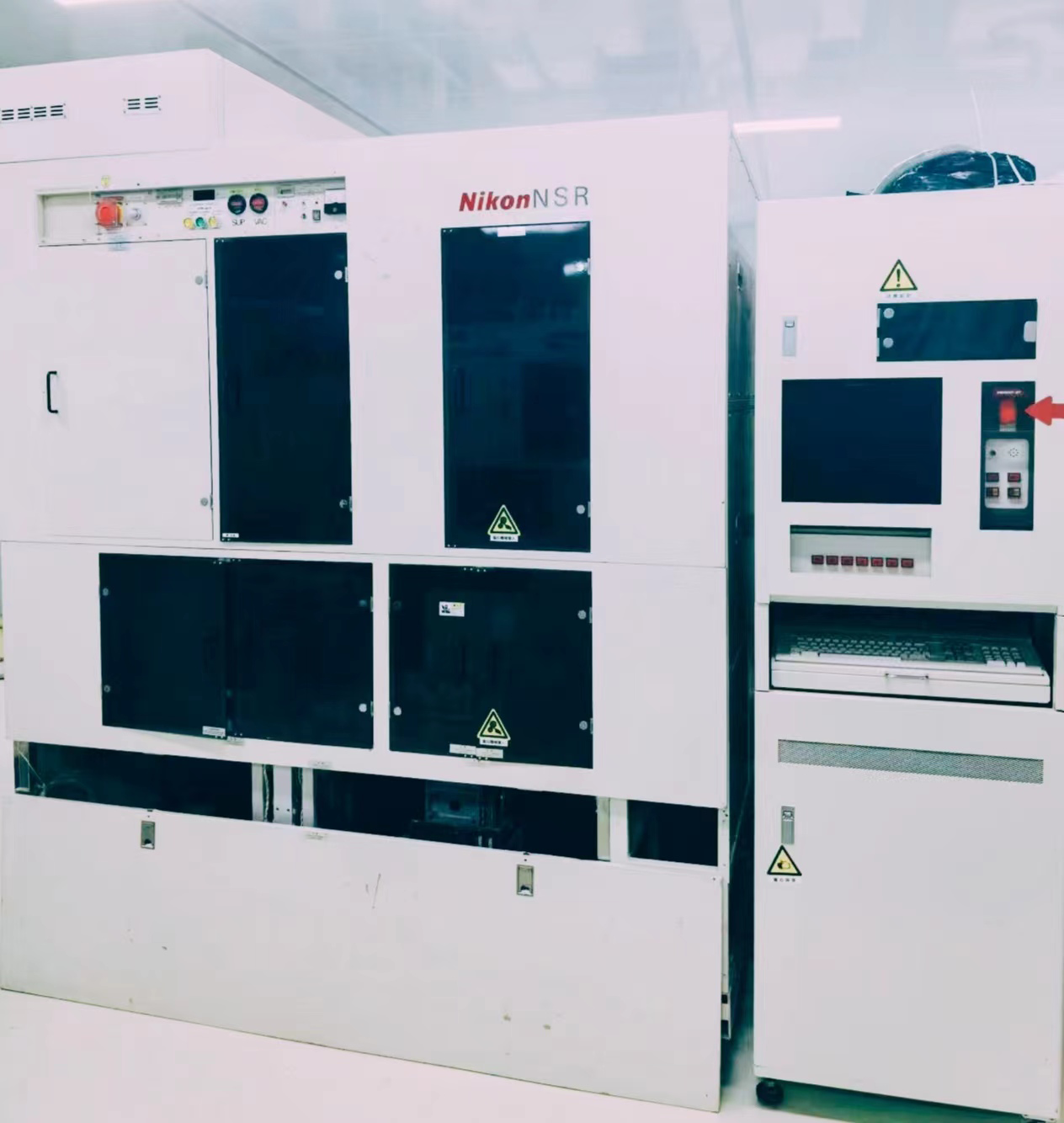 Used NIKON NSR 2005 i 8 A Stepper