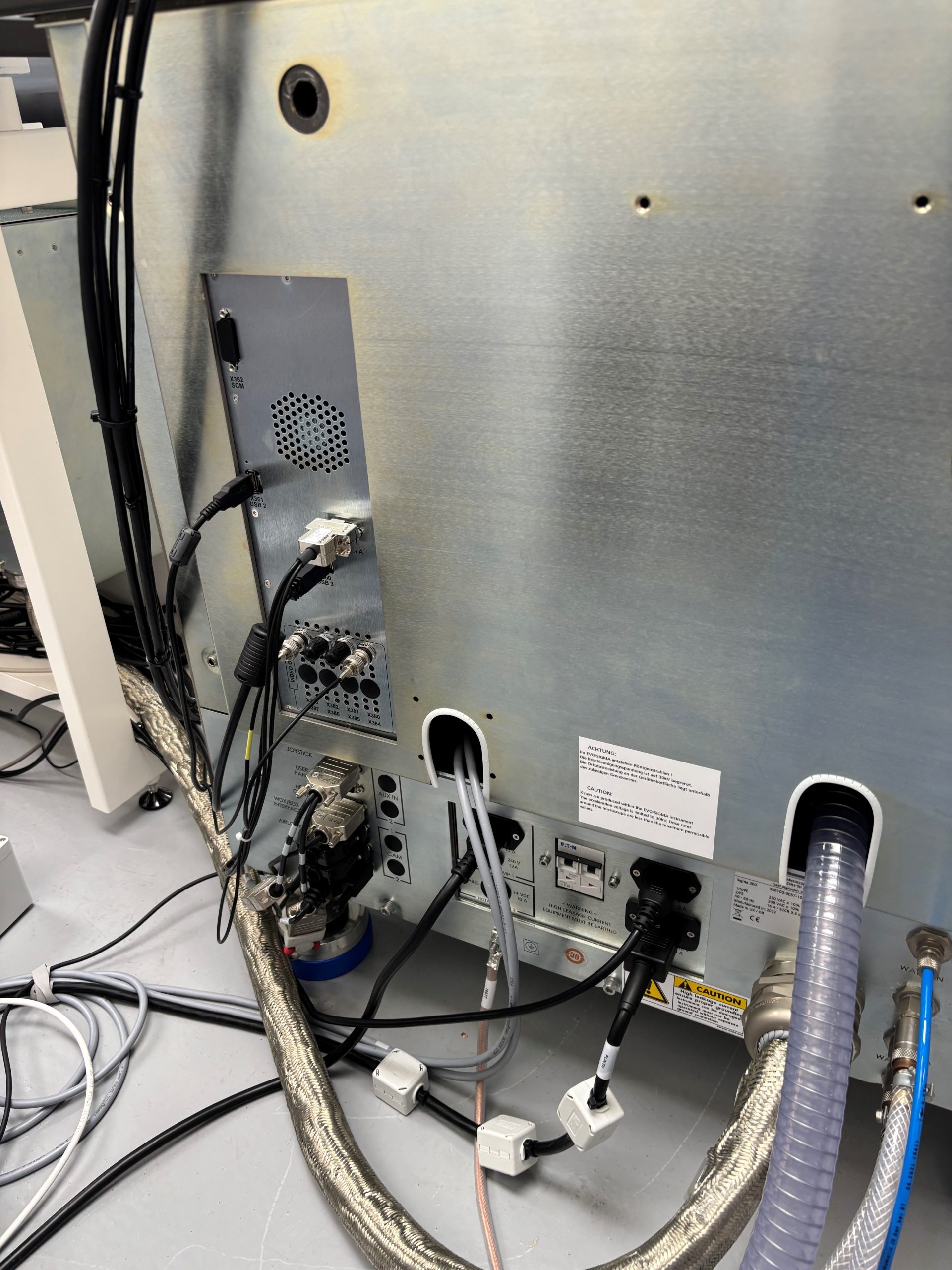 Used Zeiss Sigma 300 VP FE-SEM