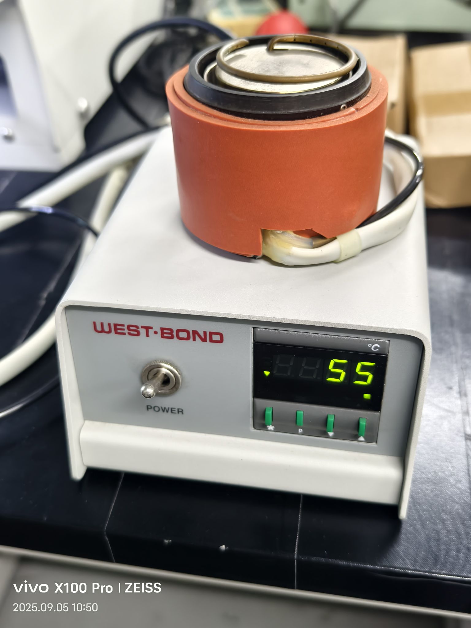 Used WESTBOND 7700E  Bonder