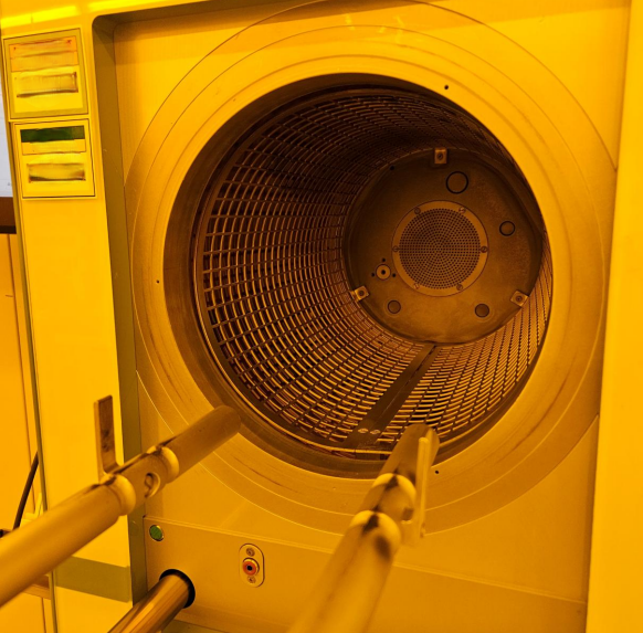 Used 2010 PVA TePla GIGAbatch 380P