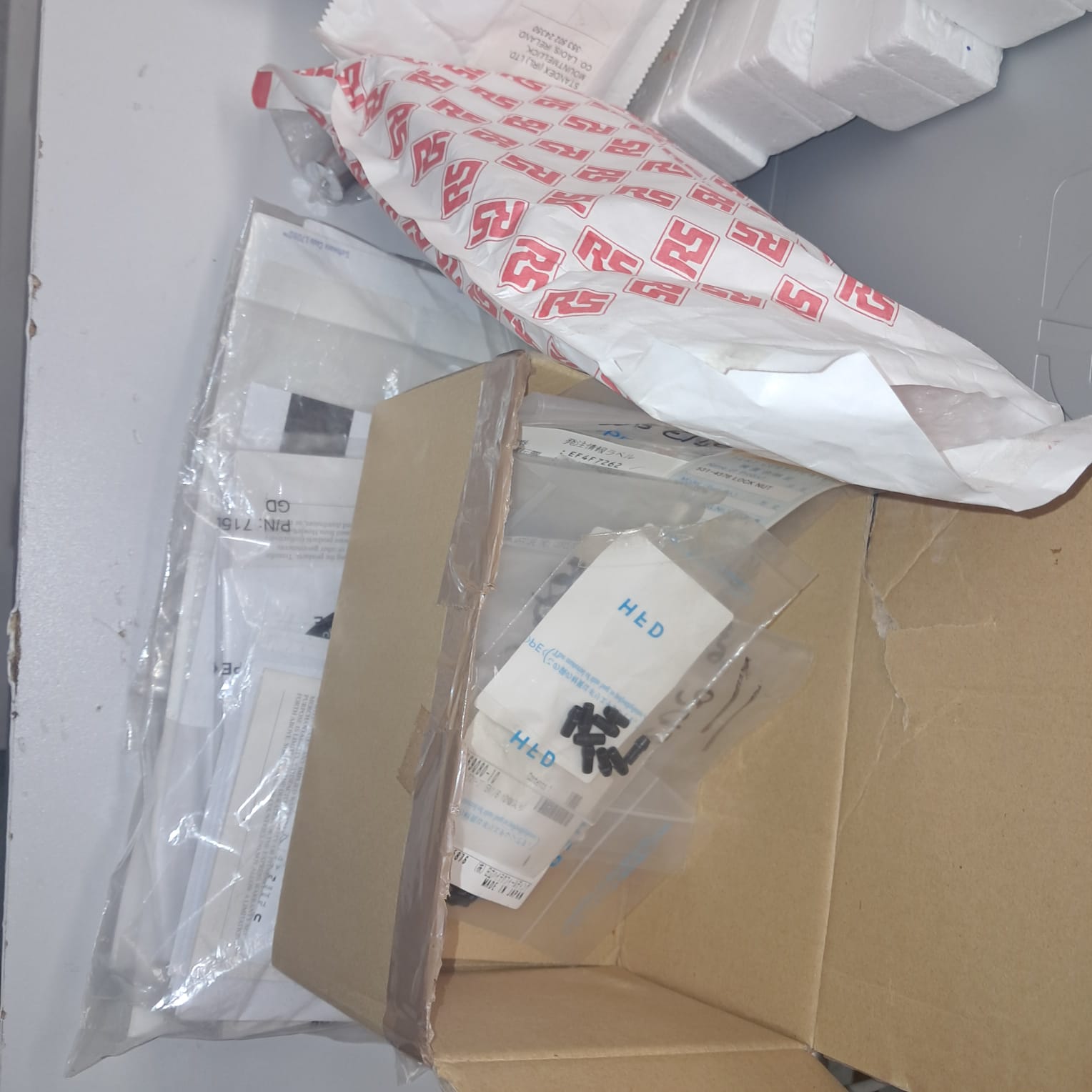 Used HITACHI S-3200 SEM