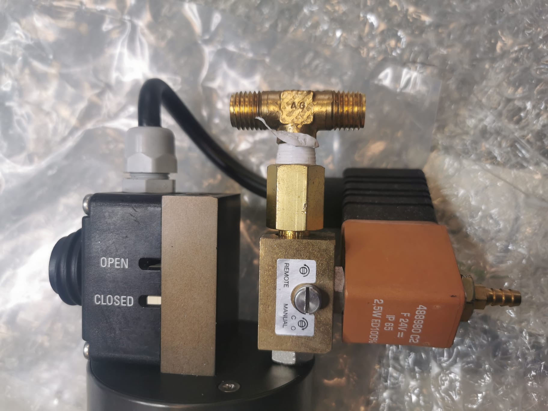 Used Eaton Nova 6200AV VAT valve 26328-KA41