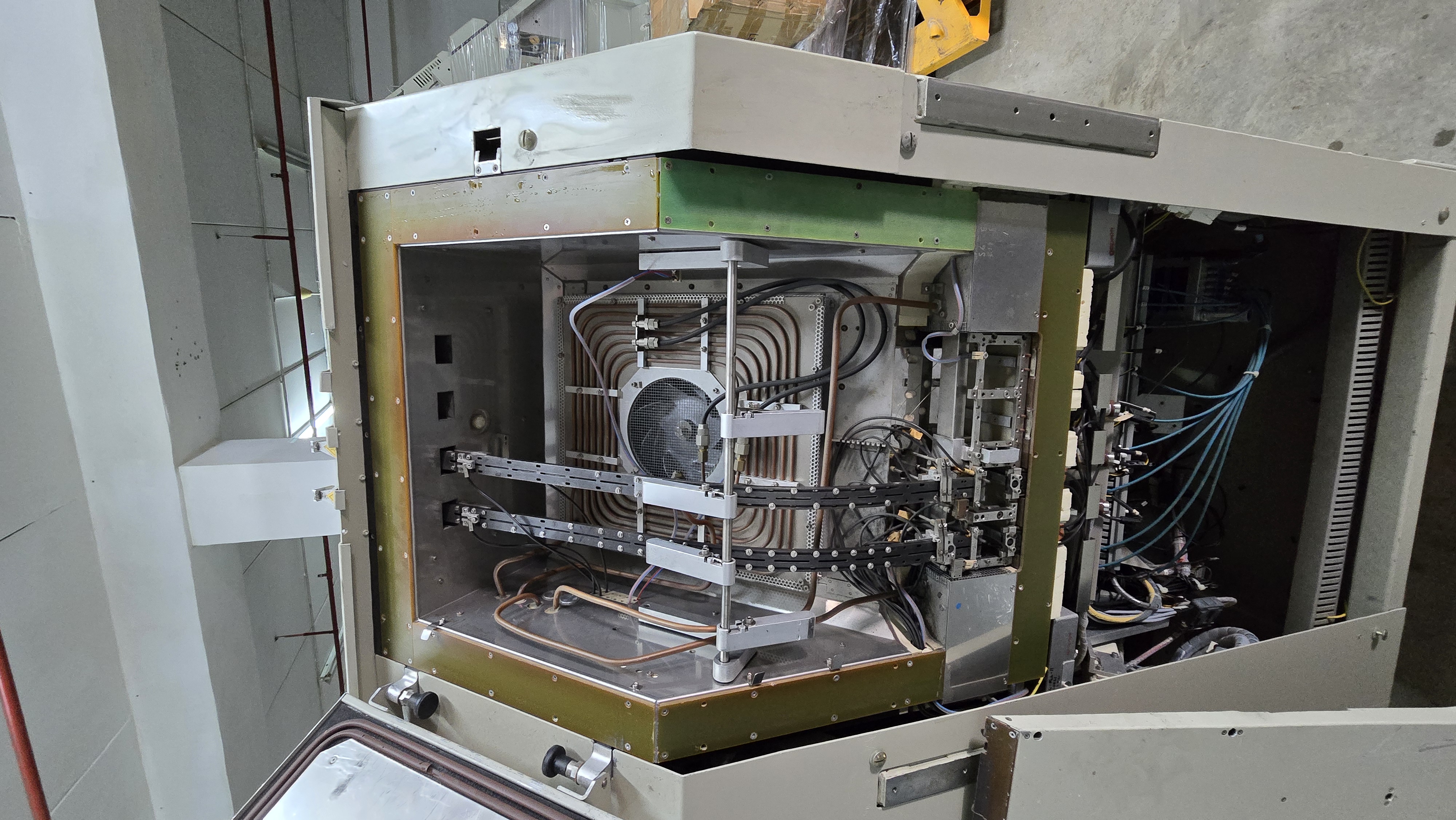 Used Multitest MT-9320 Test Handler