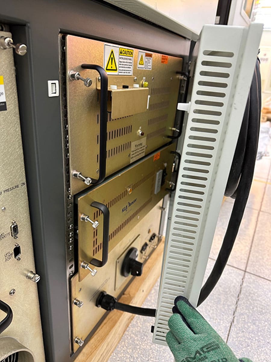 Used 2004 KLA Viper 2435