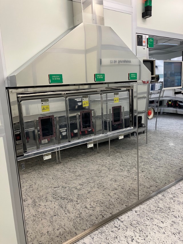 Used 2000 Varian VIIsion 200+