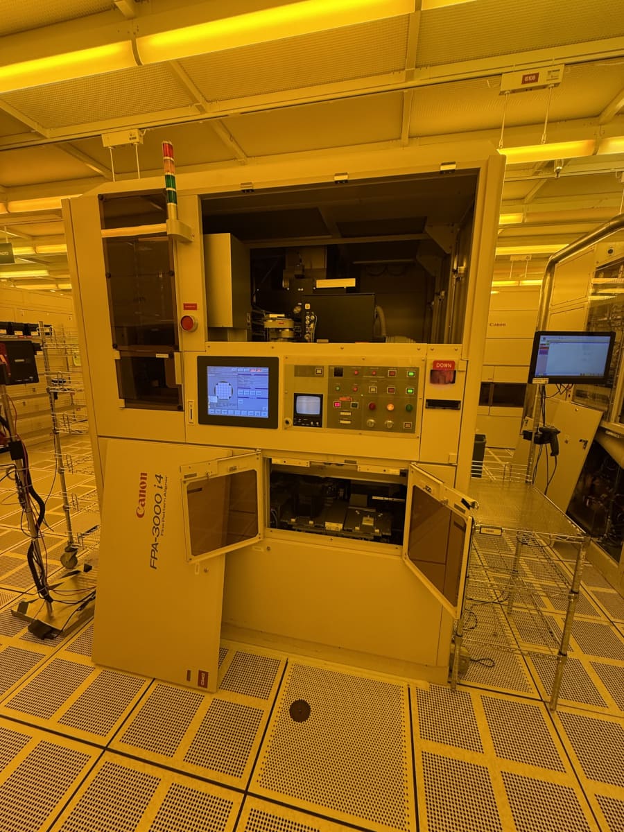 Used 1998 Canon FPA-3000 i4 Stepper