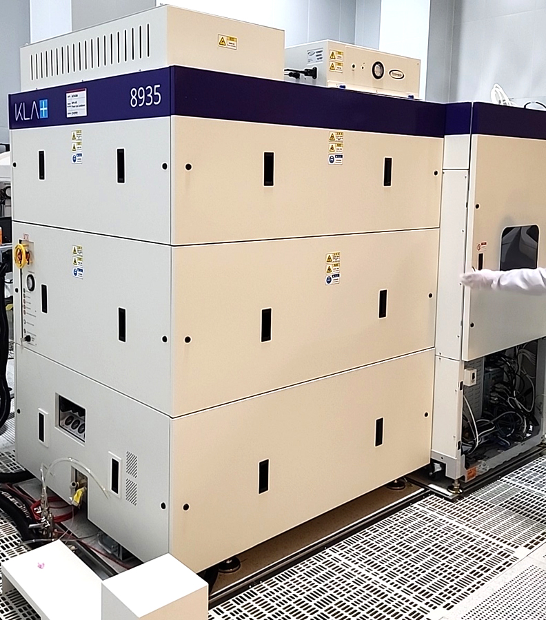 Used 2022 KLA Altair 8935-FFC AOI Tool