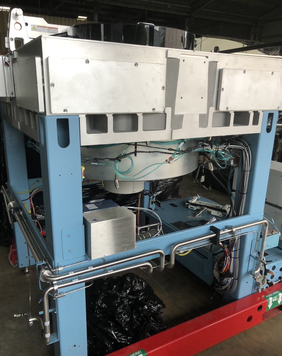 Used 2013 AMAT Centris Mesa etch