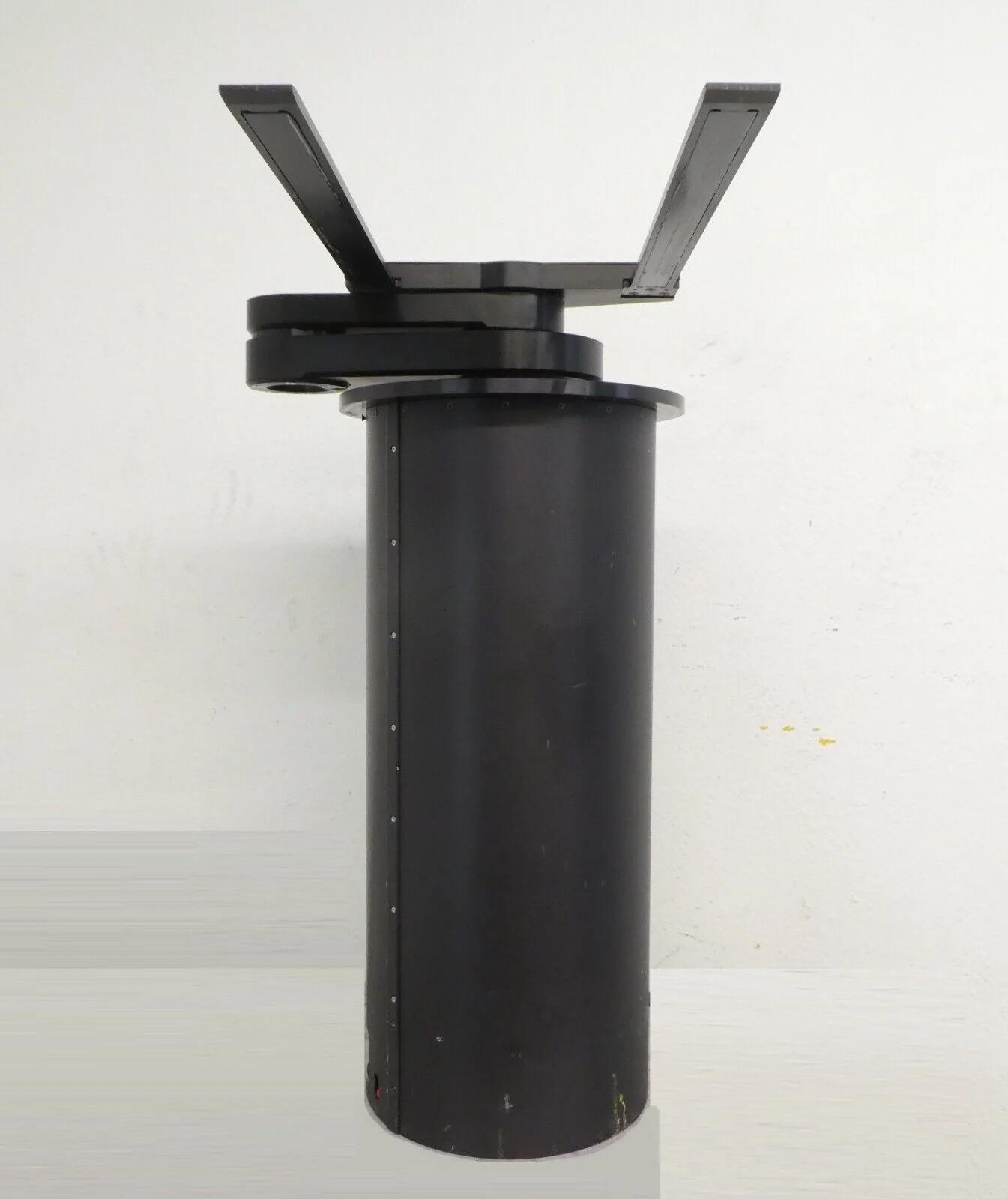 Used EQUIPE Equipe Technologies FPD-3153 Wafer Processing Atmospheric Transfer Robot Working Add Your Review