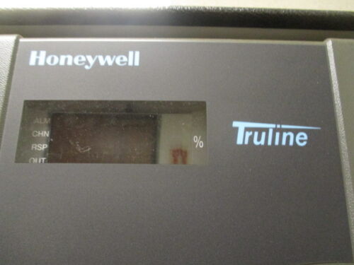 Used Cincinnati Sub-Zero Temperature Environmental Chamber ZHS-8-1-1-H/AC