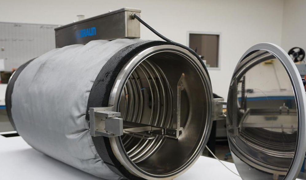 Used Mbraun MB-VOH-250 vacuum oven, max 250C