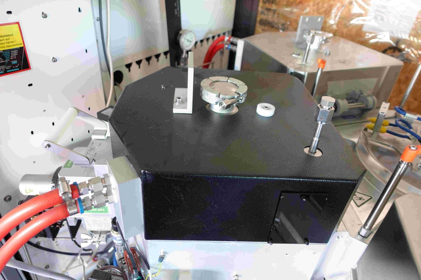 Used 2012 AMAT 3 DXZ/CXZ Chambers for Centura/P5000