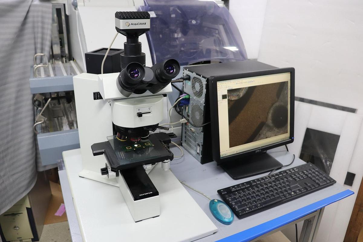 Used OLYMPUS BX60MF5 Trinocular Microscope