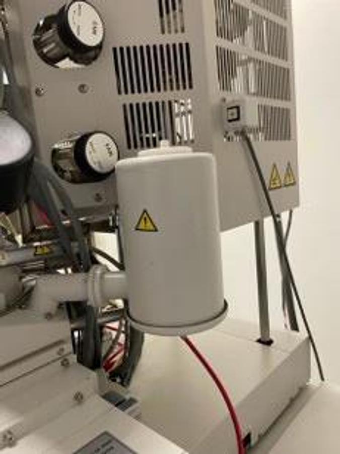 Used 2000 Hitachi S 4700 II FE-SEM (Field Emission Scanning Electron Microscope)