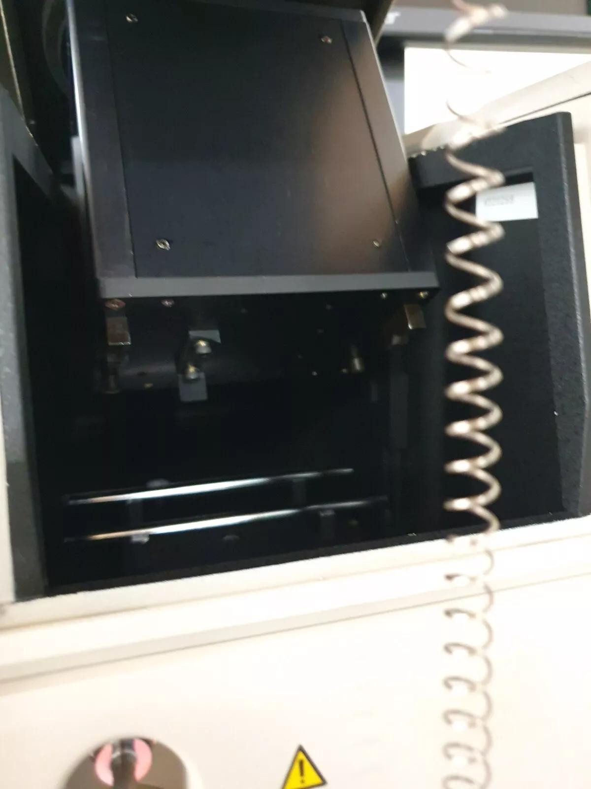 Used Beckman DU650i Spectrophotometer with monitor