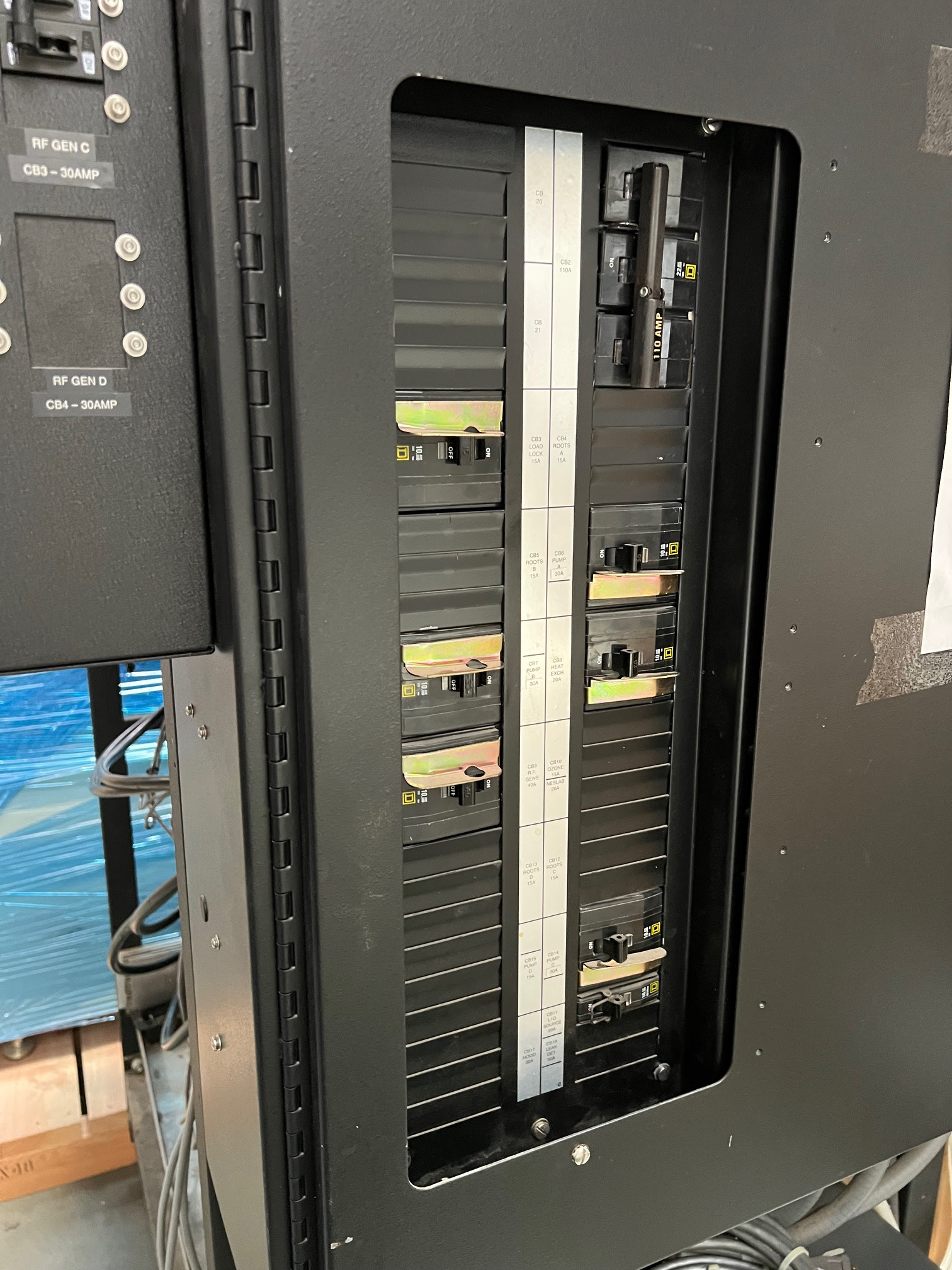 Used 1993 AMAT P5000 PECVD tool 3 Chamber