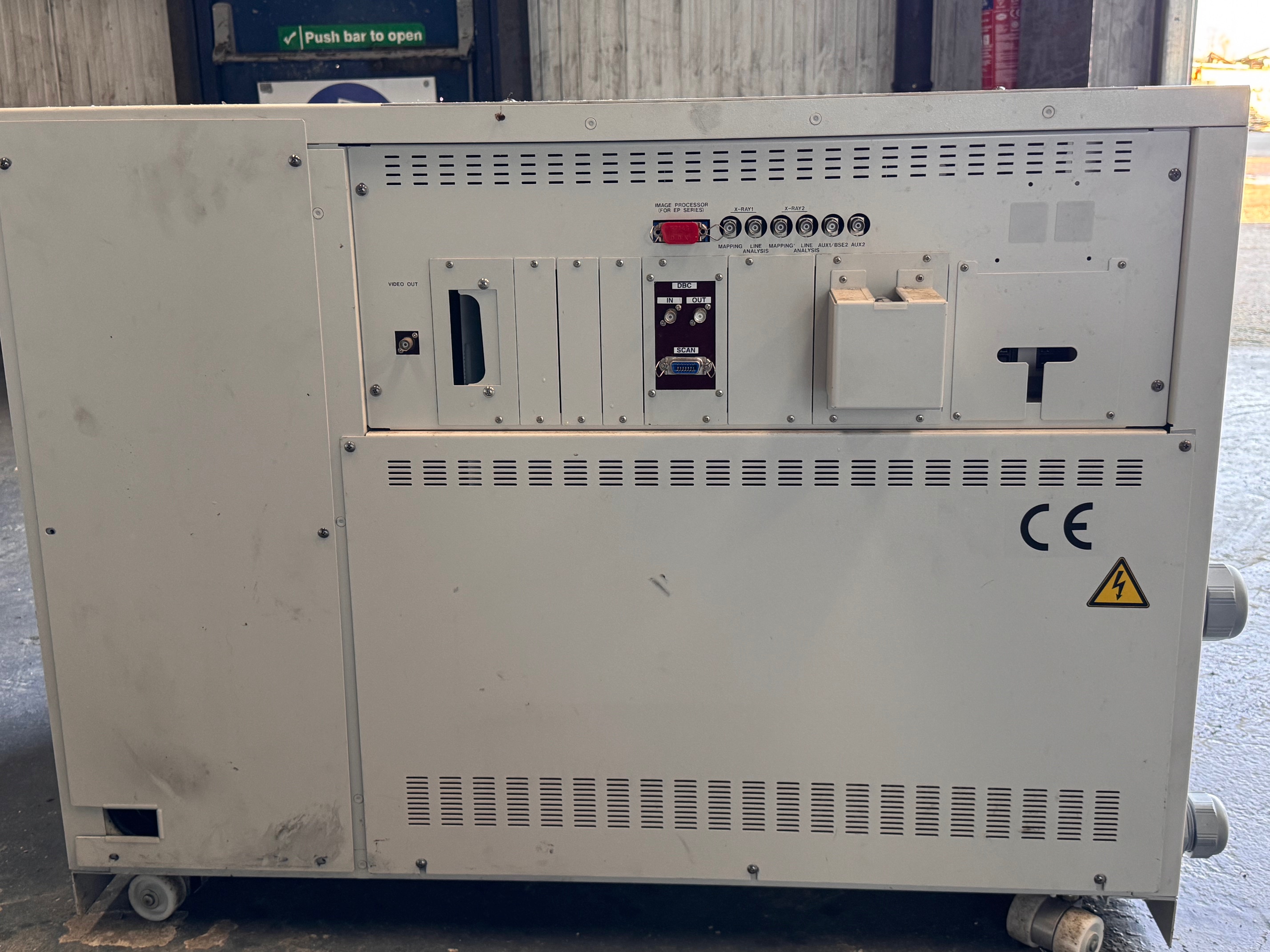 Used HITACHI S-3000N