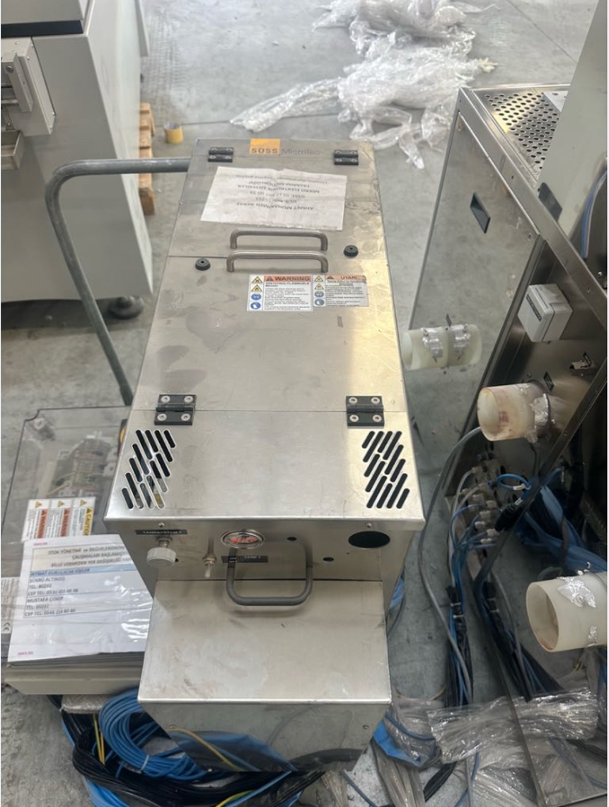 Used 2009 Suss Microtec Delta 80 RC Coater & Hotplate Track System