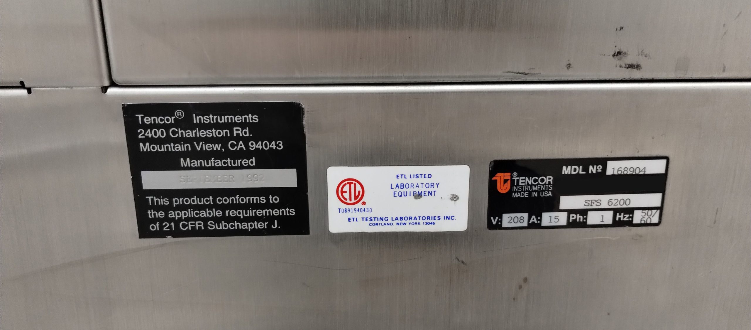 Used 1992 KLA-Tencor Surfscan 6200 Surface Defect Inspection System