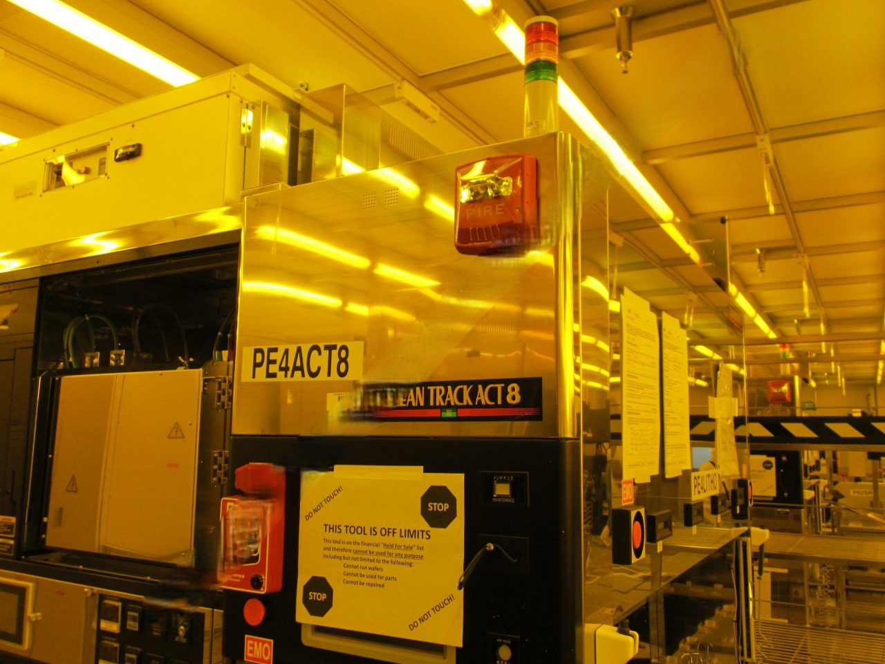 Used 1998 TEL CLEAN TRACK ACT 8 SINGLE BLOCK