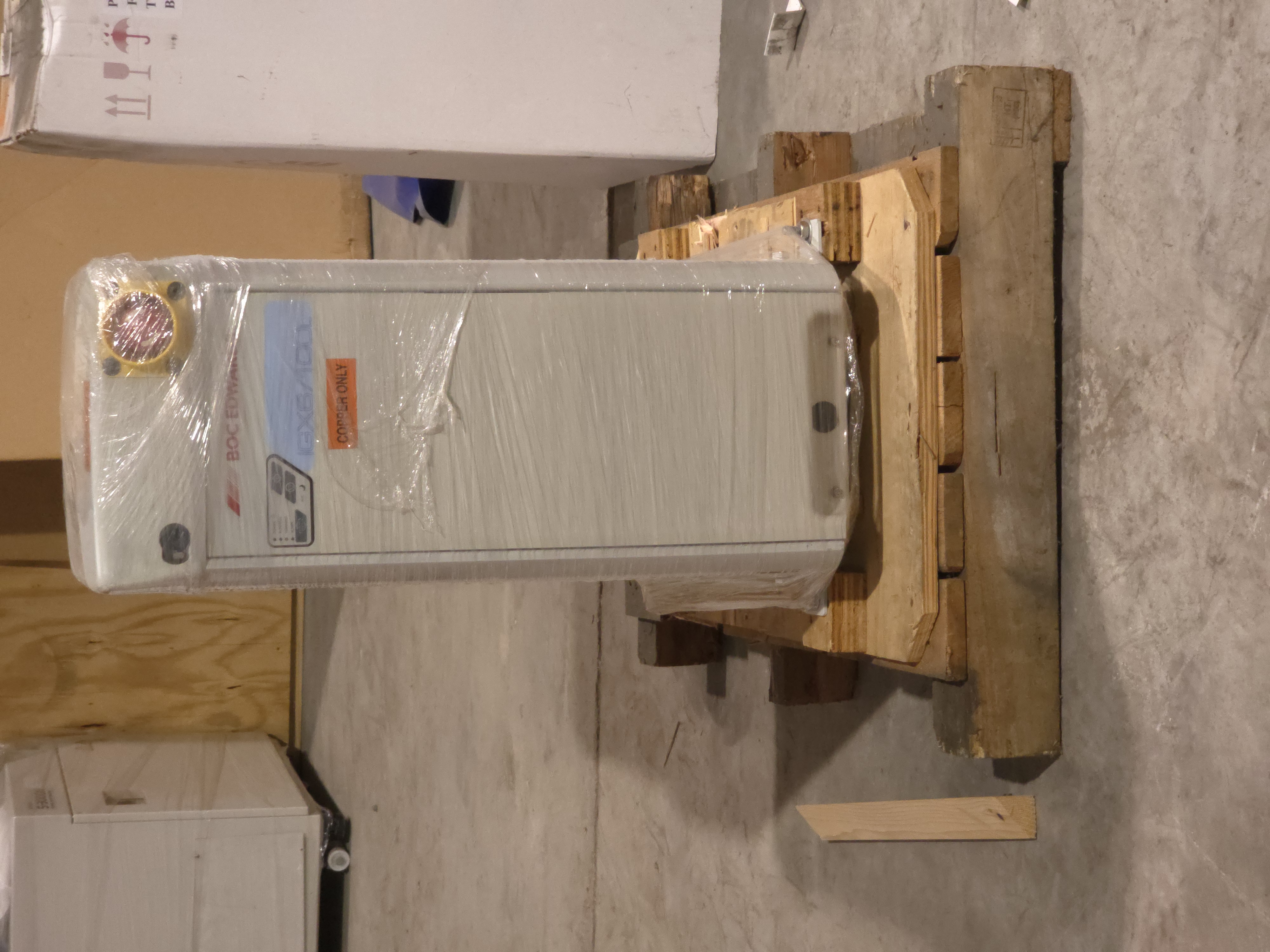 Edwards 6/100L Vacuum Pump