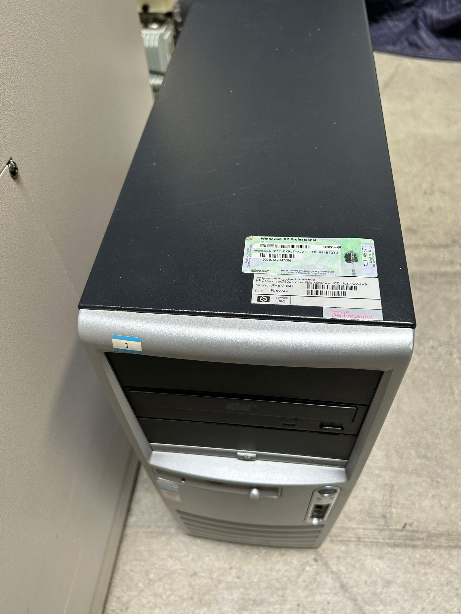 Used Hitachi S 3000 N Scanning Electron Microscope (SEM)