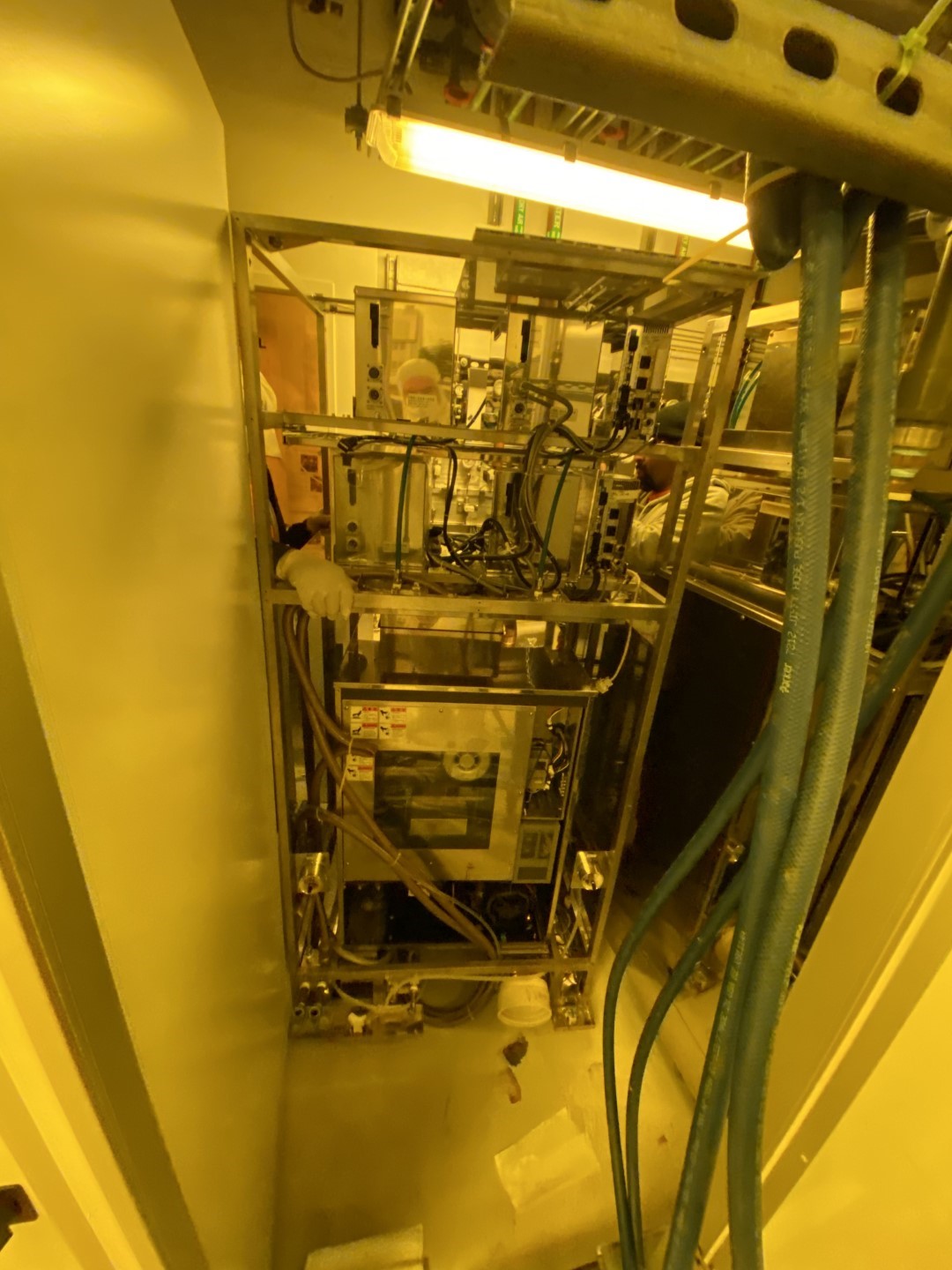 Used 1998 DNS SK-80BW-BVPE