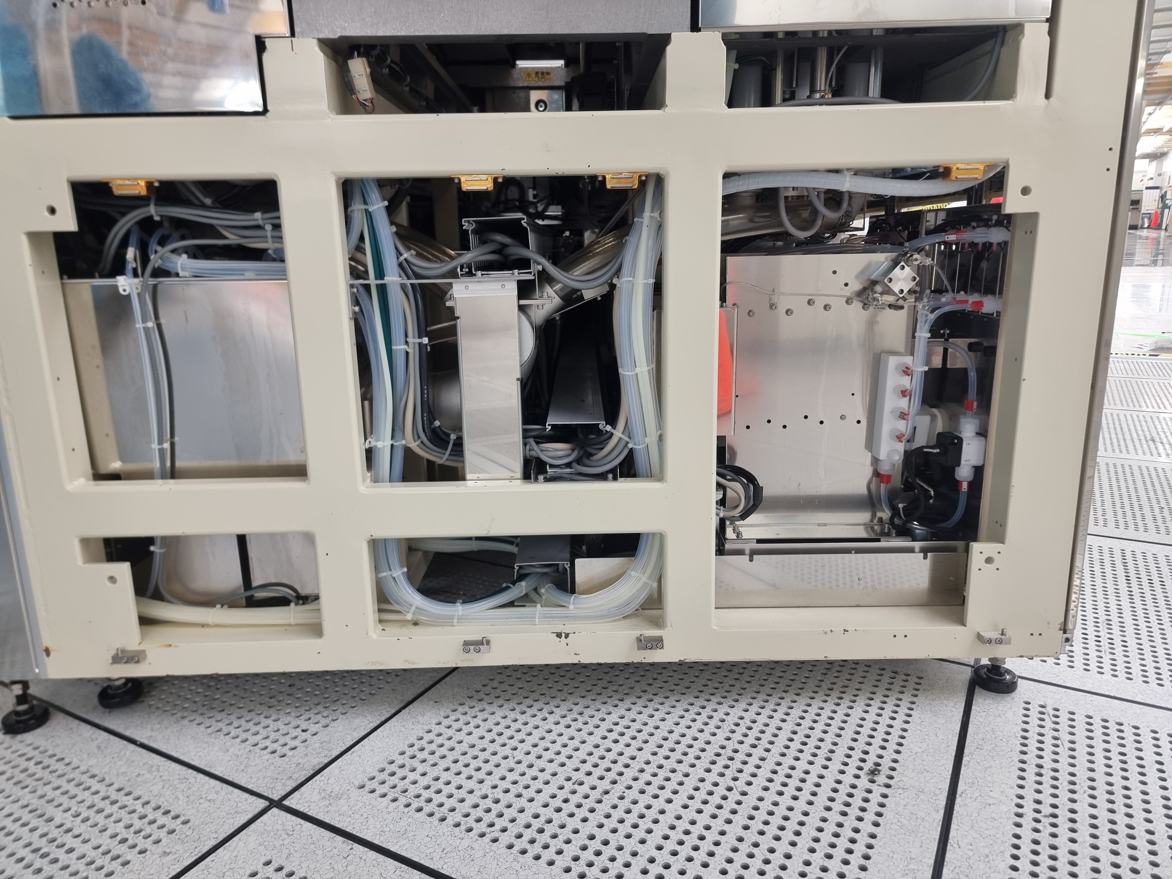 Used 1998 DNS 							 									  SS-W80A-AR