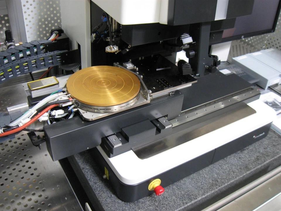 Used Finetech FINEPLACER femto Automated Flip Chip Die Bonder, 8" ThermoChuck