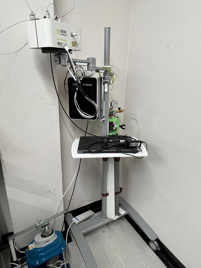 Used DENS Solutions Ocean & Stream TEM Holders with Liquid Supply / Pumping Station