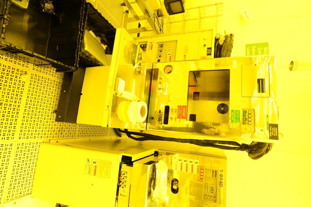 Used 2002 Hitachi S-8840 CD SEM