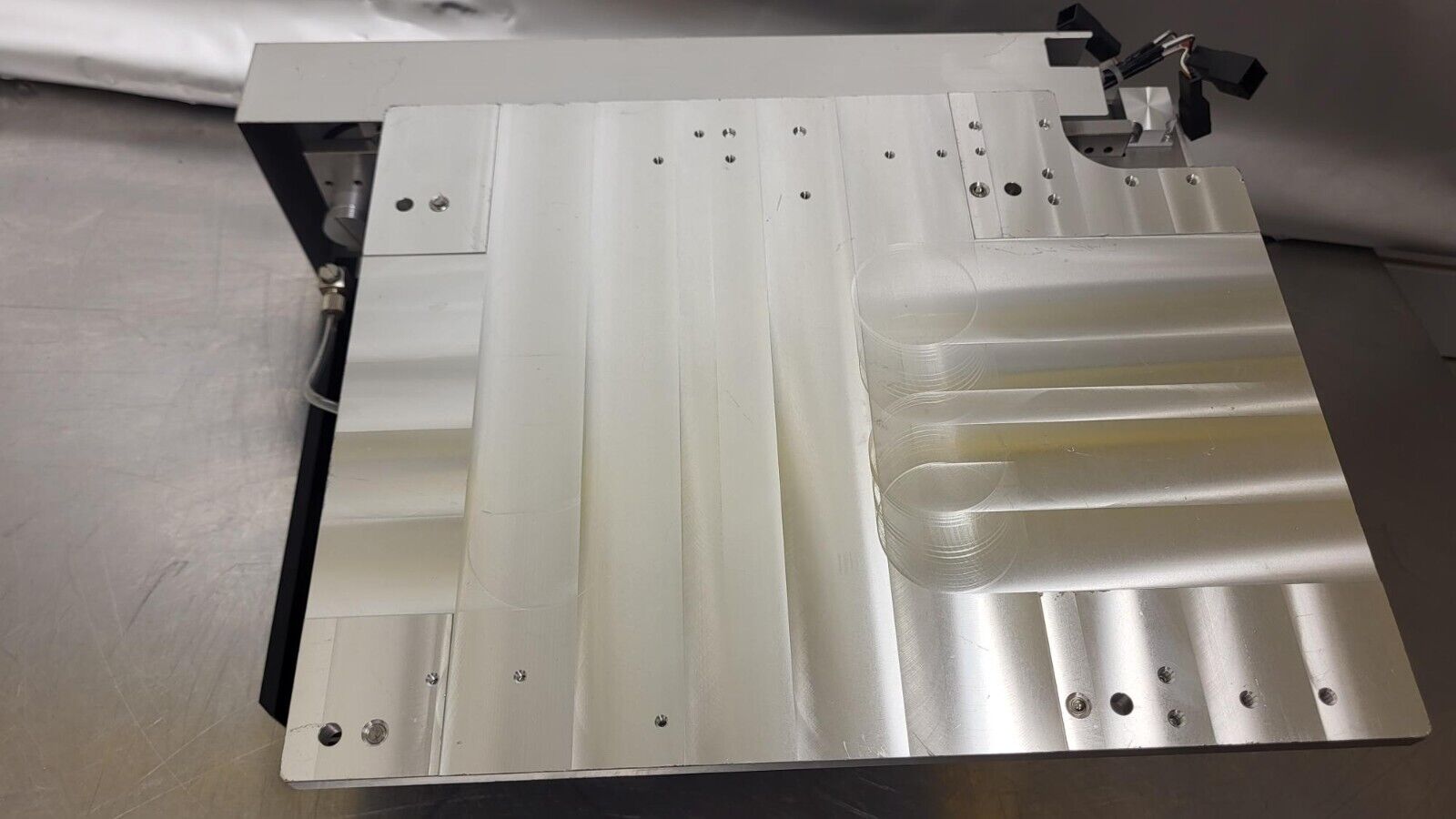 Used NIKON WAFER DEFECT DETECTOR/LOADER