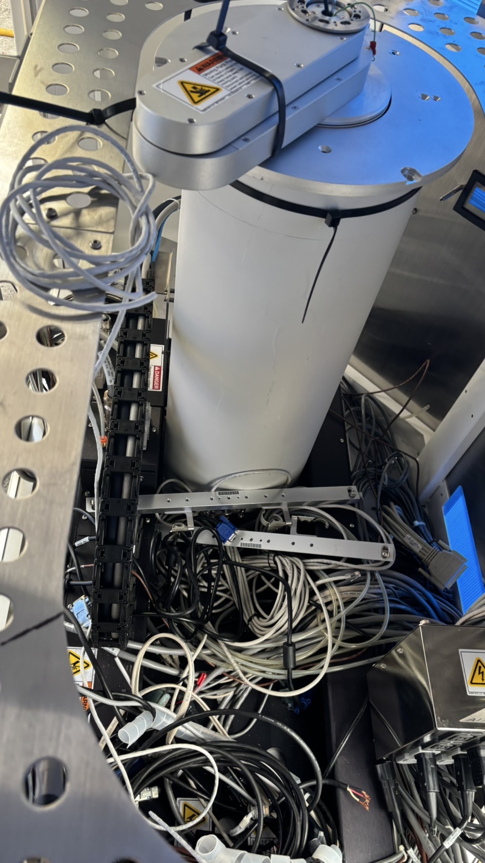 Used Novellus Inova XT 300mm PVD