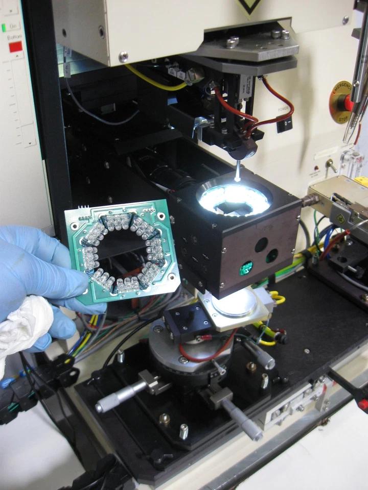 Used SEC Semiconductor Equipment Corp. 860 Eagle Omni Die Bonder