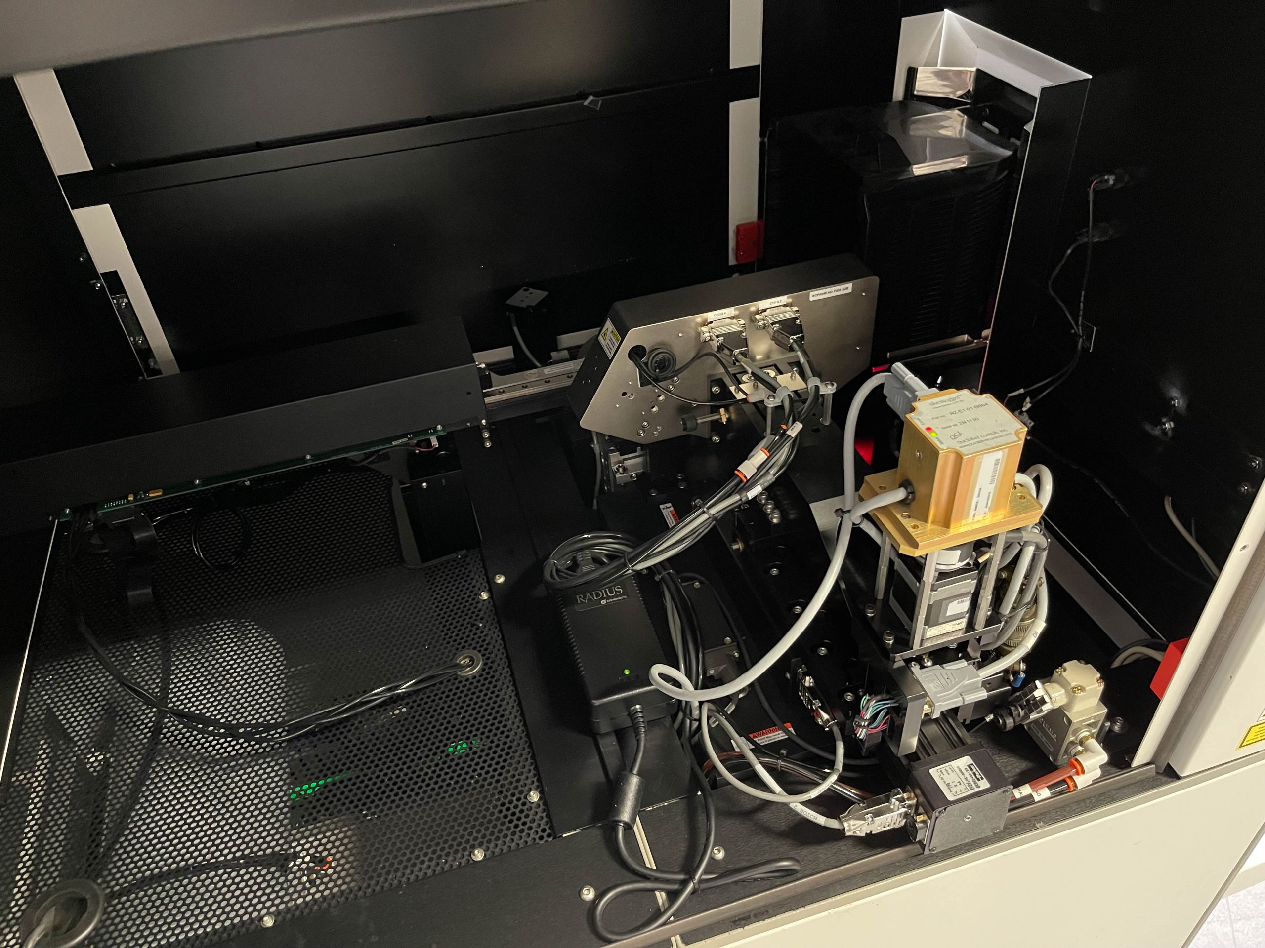 Used 2004 KLA-Tencor Candela C 2 Surface Analyzer