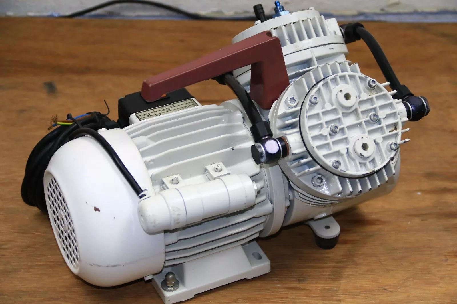 Used KNF Neubergrer N 035.1.2 AN.18 DIAPHRAGM VACUUM PUMPS