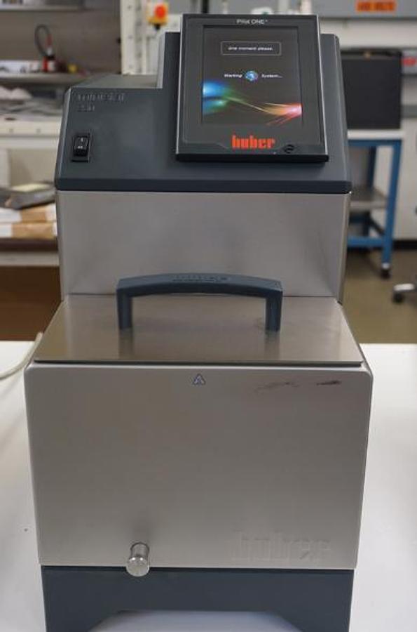 Used Huber Ministat 230 with Pilot One touchscreen -45C to 200c