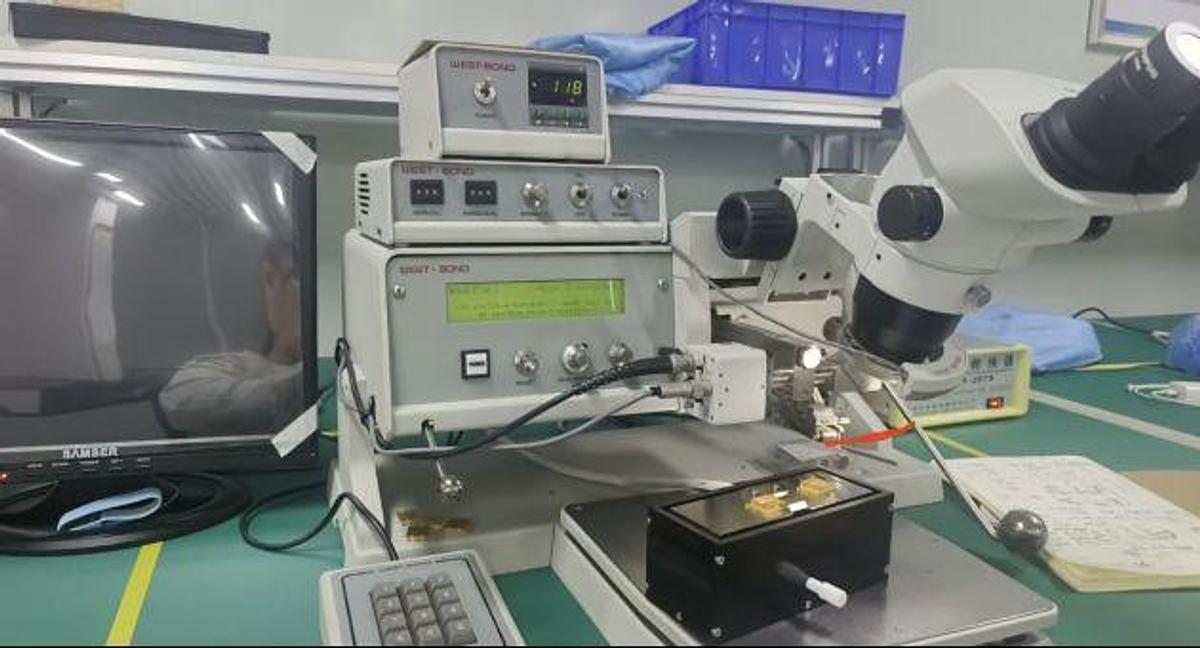 Used Westbond 4546E Semi-Automatic Bonder