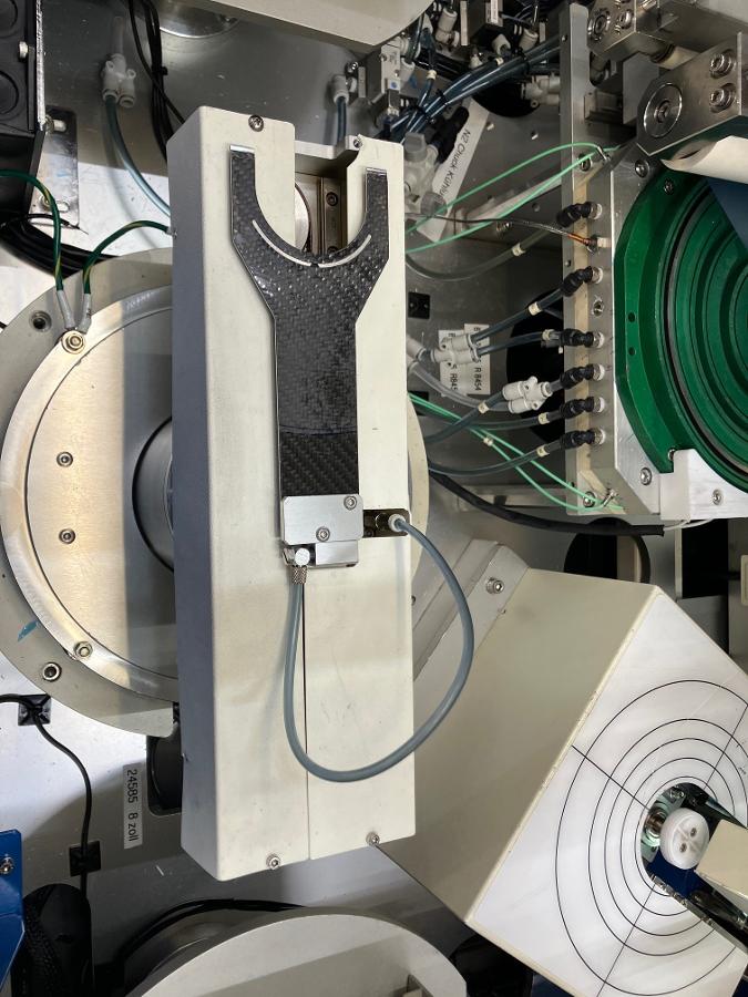Used 2001 Nitto Seiki DR8500 150mm / 200mm Wafer Taping Tool