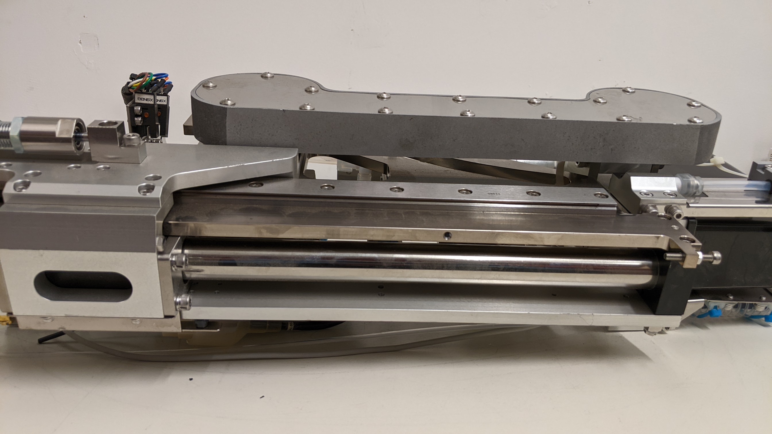 Used SCREEN CKD Brush Cylinder assembly