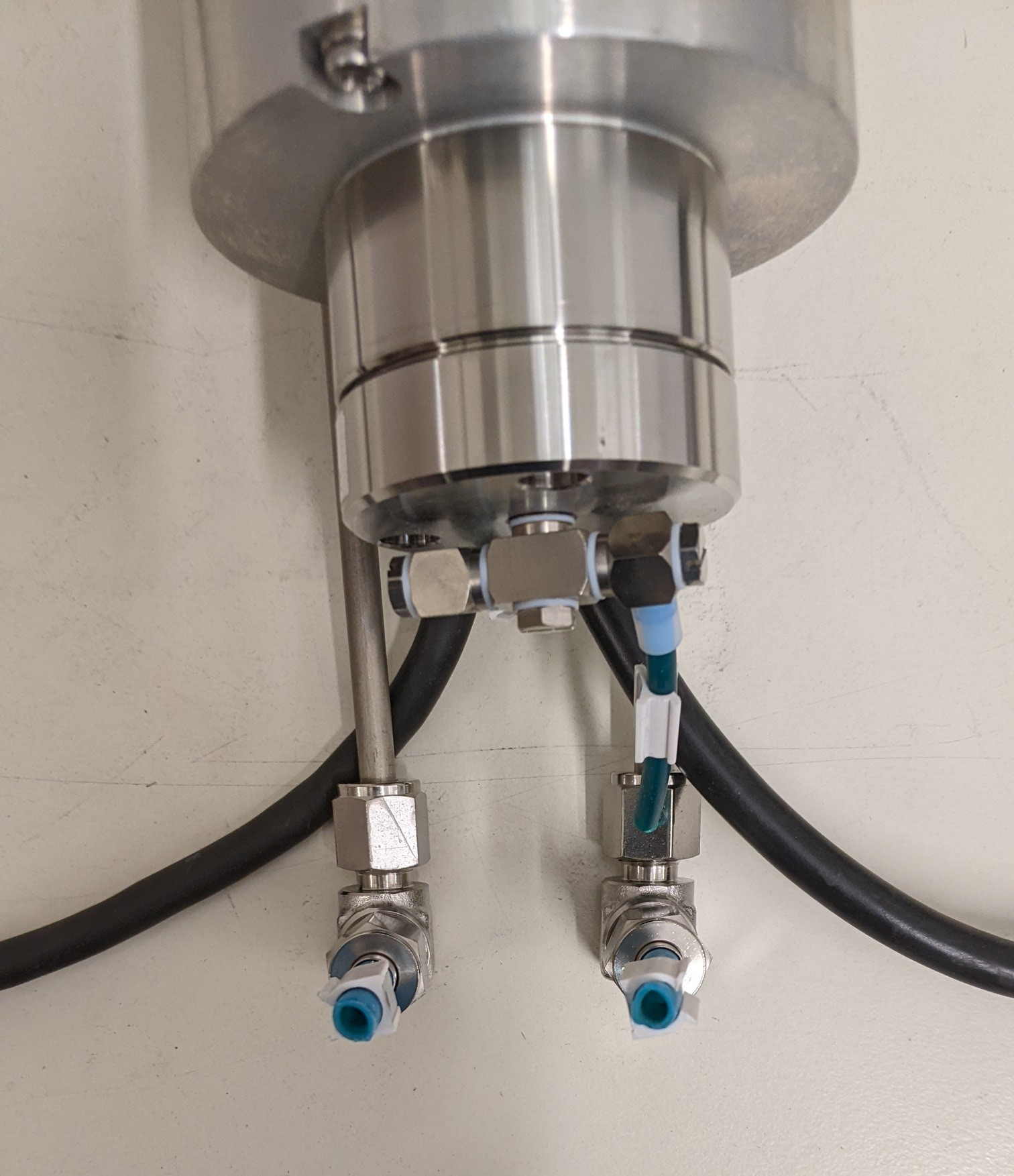 Used MITSUBISHI ELECTRIC & SCREEN AC Servo Motor & Vacuum Sleeve