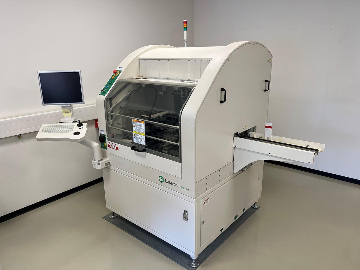 Used 2011 Datacon 2200 evo Pick&Place machine