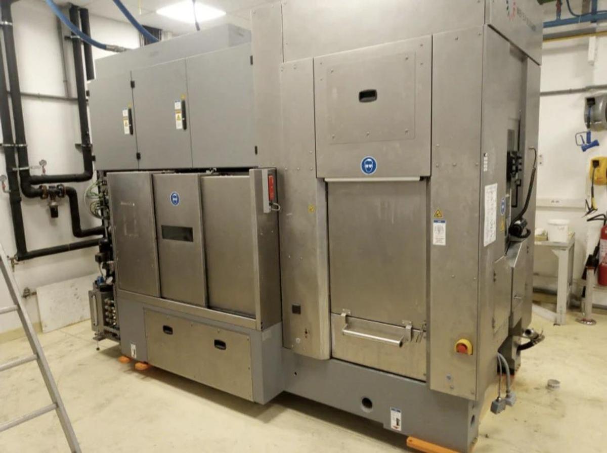 Used 2017 MEYER BURGER Diamond DW288 S4-01 Wire Saw