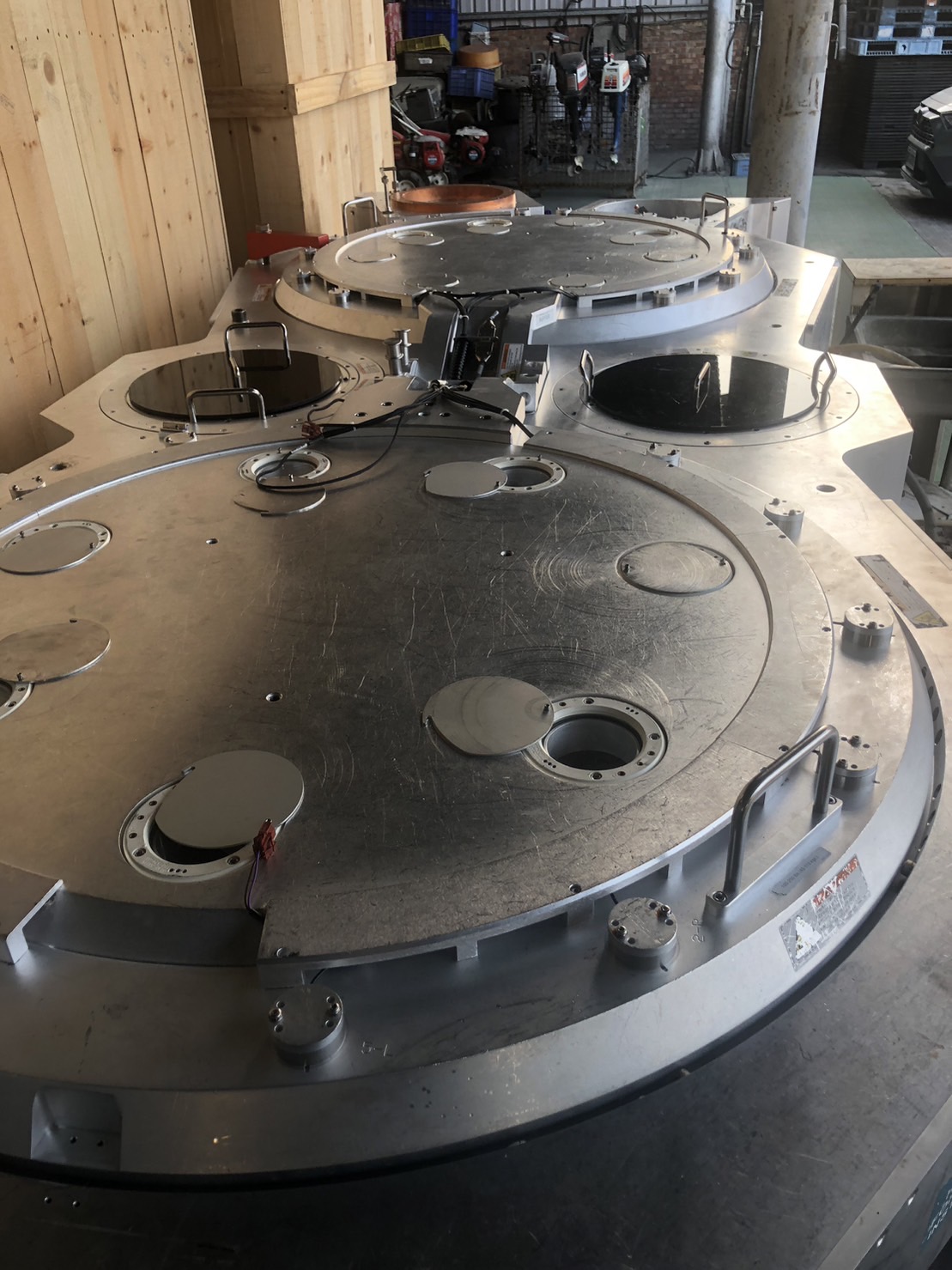 Used AMAT Endura CL IMP chamber mainframe & 2 chamber