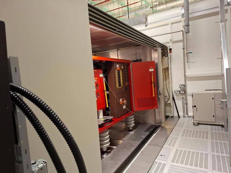 Refurbished Varian E 500 EHP Medium Current Implanter