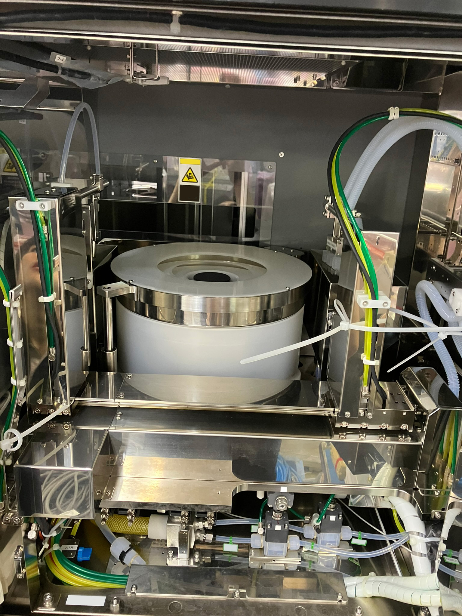 Used 2002 TEL Act 8 Coater / Developer