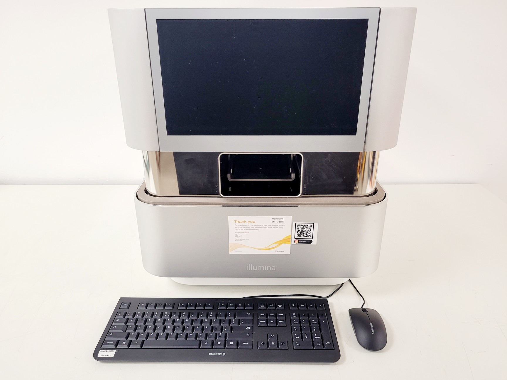 Used 2020 Illumina NextSeq2000 Next Generation Sequencer 2020 Lab