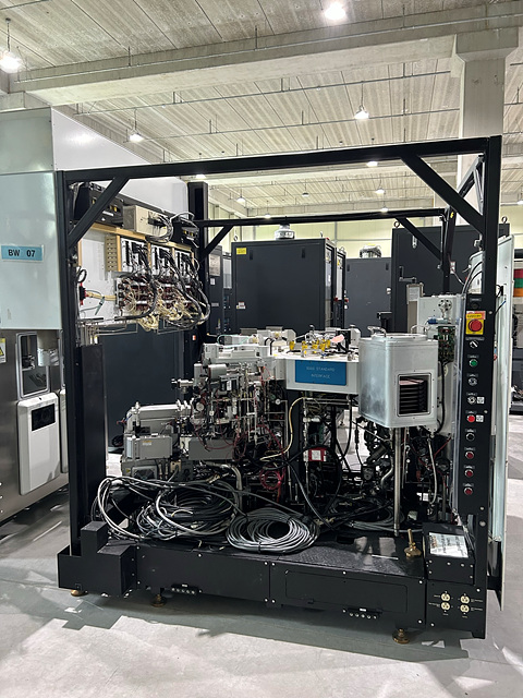 Used AMAT Centura 5200 WxZ 3 Chamber