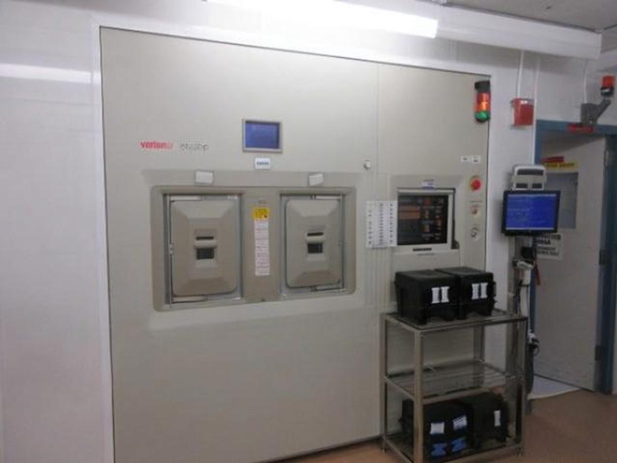 Used 1995 AMAT Varian E500HP Medium Current Implanter