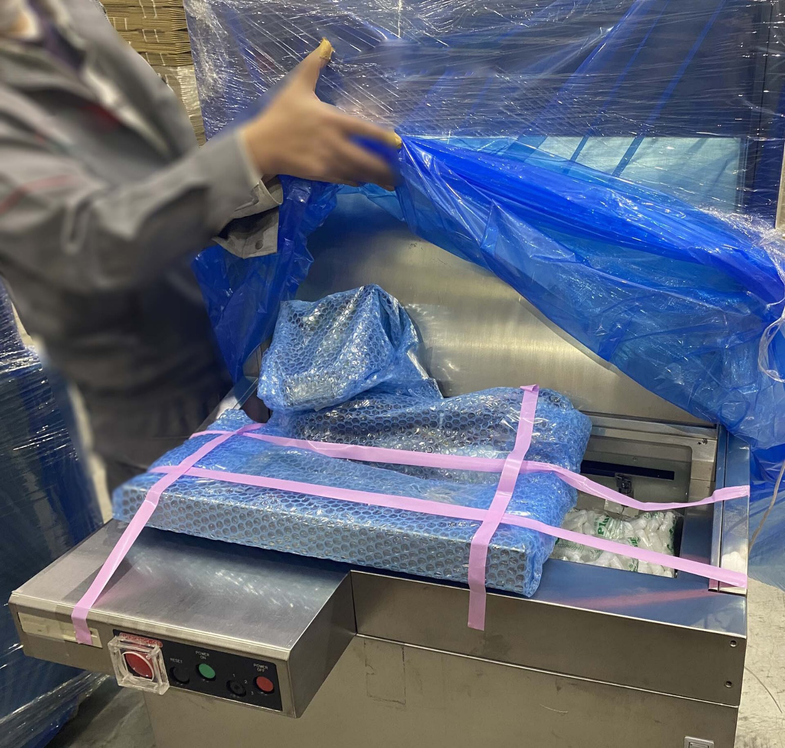 Used KLA-TENCOR Surfscan 6420